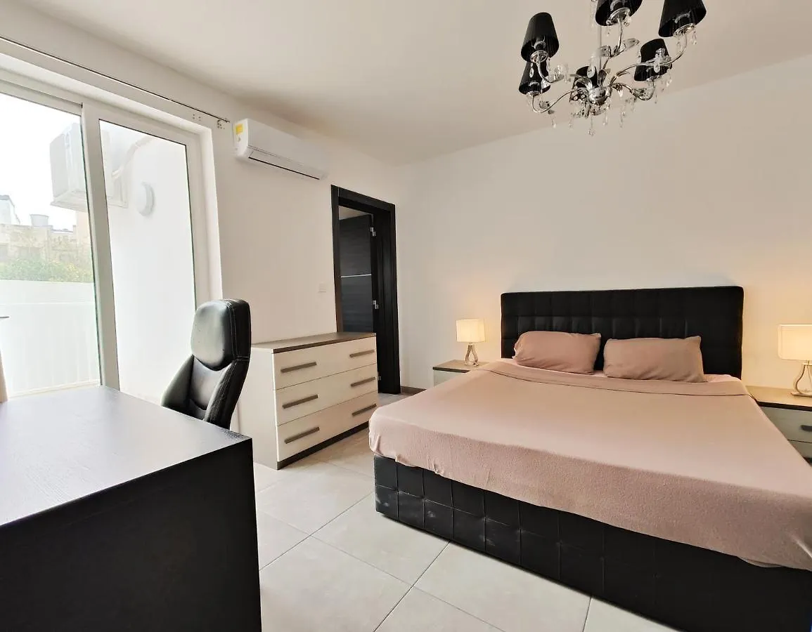 Large Central Apartment Near Valletta & Seafront Pieta 0*,